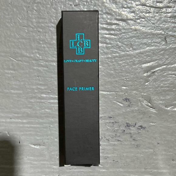 LOVE+CRAFT+BEAUTY Face Primer - Picture 4 of 7